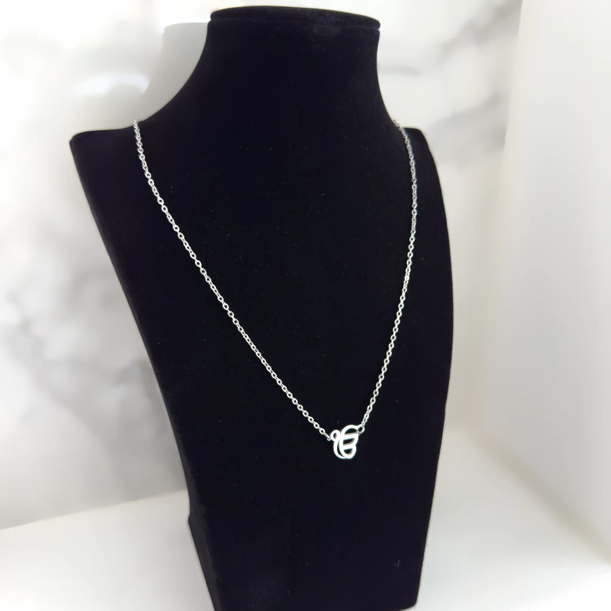 Chain Ik Onkar silver figure long left