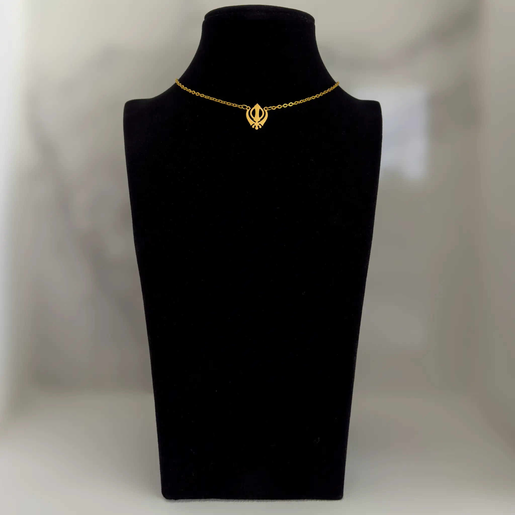 Chain Khanda gold figure front