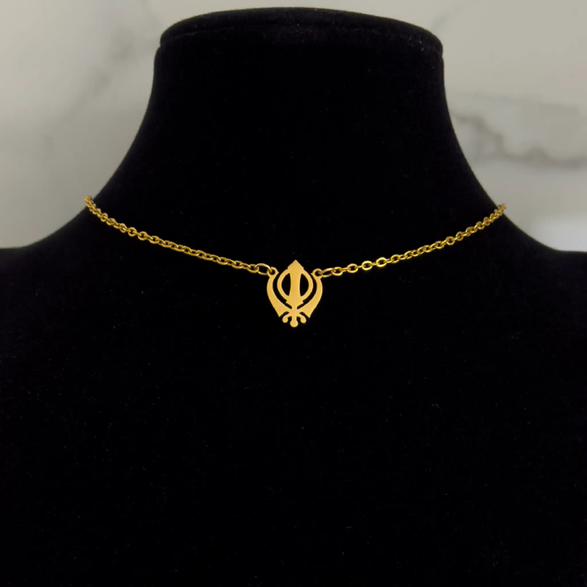 Chain Khanda gold zoomed