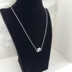 Chain Om silver figure long left
