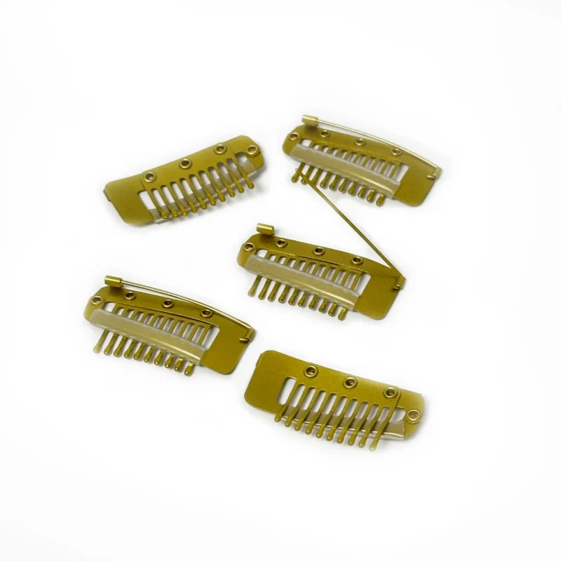 chunni clips gold